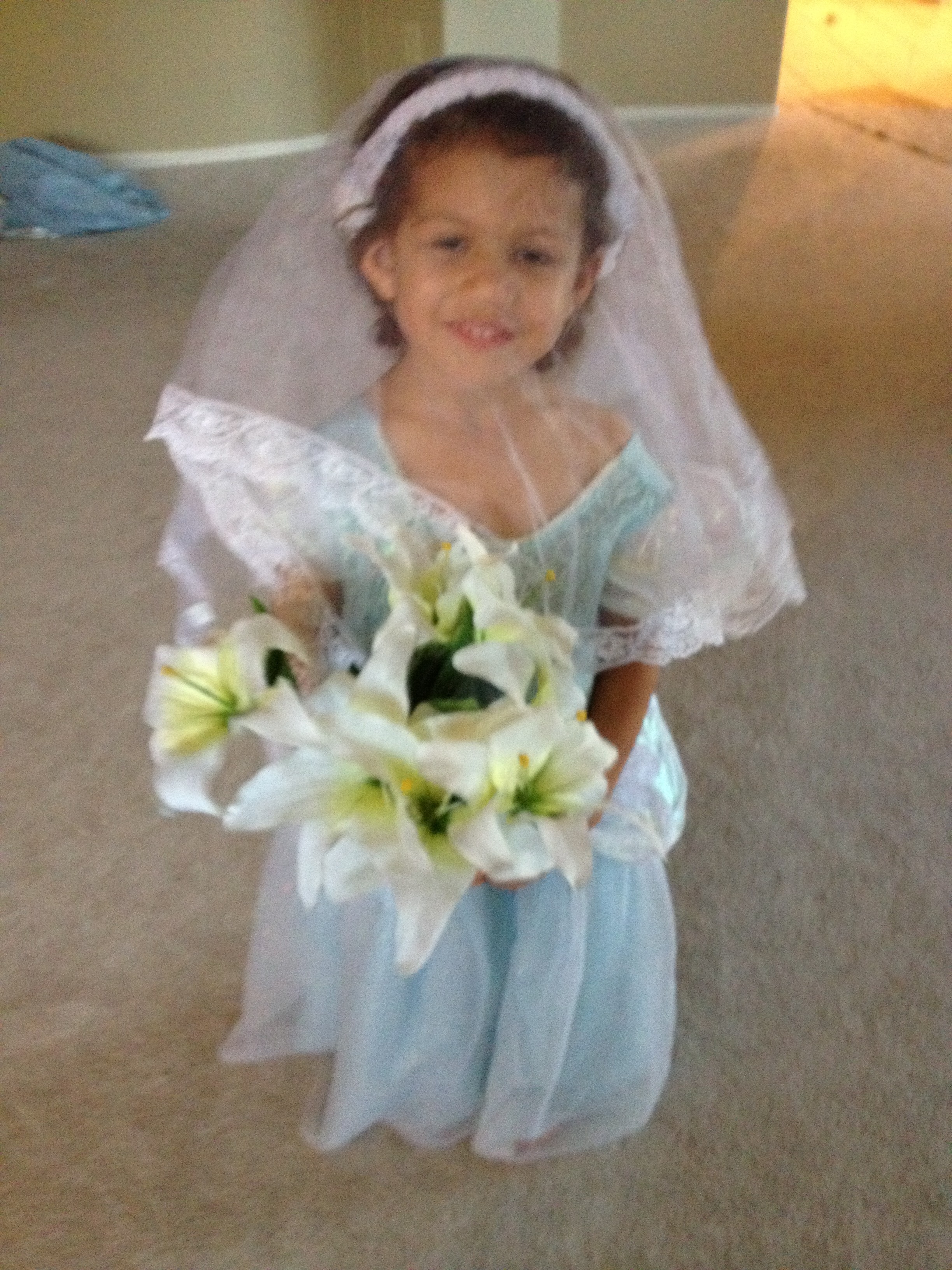 Keira.in.Her.Wedding.Dress.10.Sept.2012